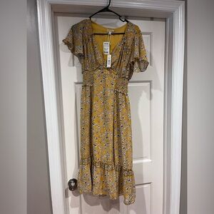 Max Studio Mustard and White Floral Dress